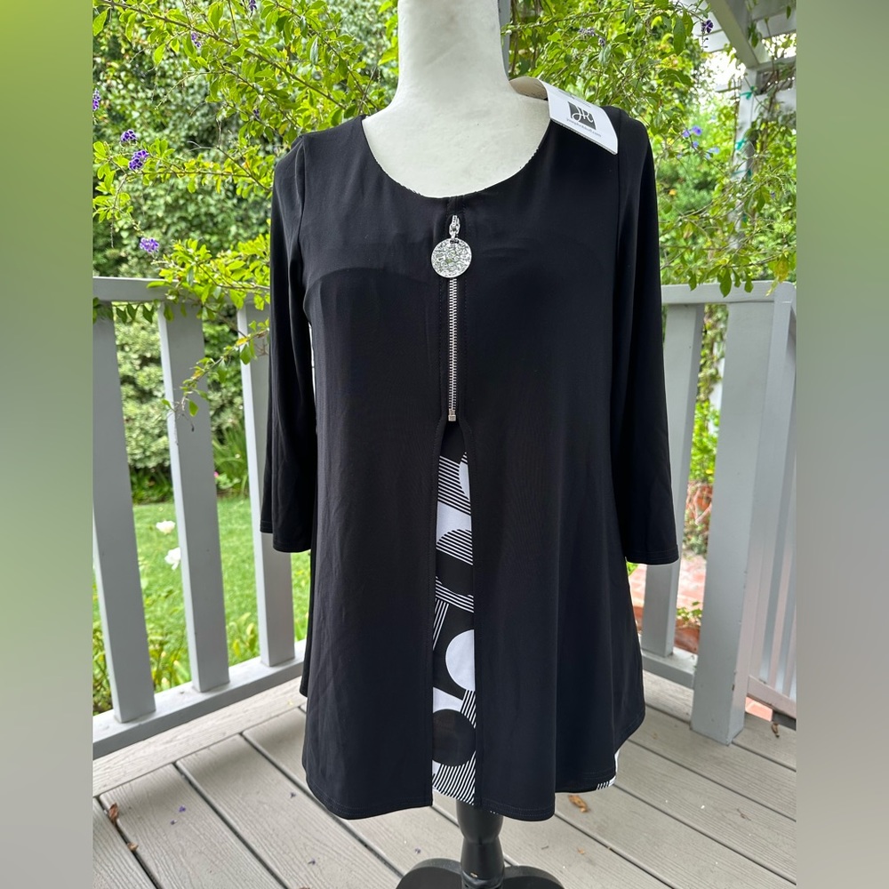 Joseph Ribkoff tunic, size 8